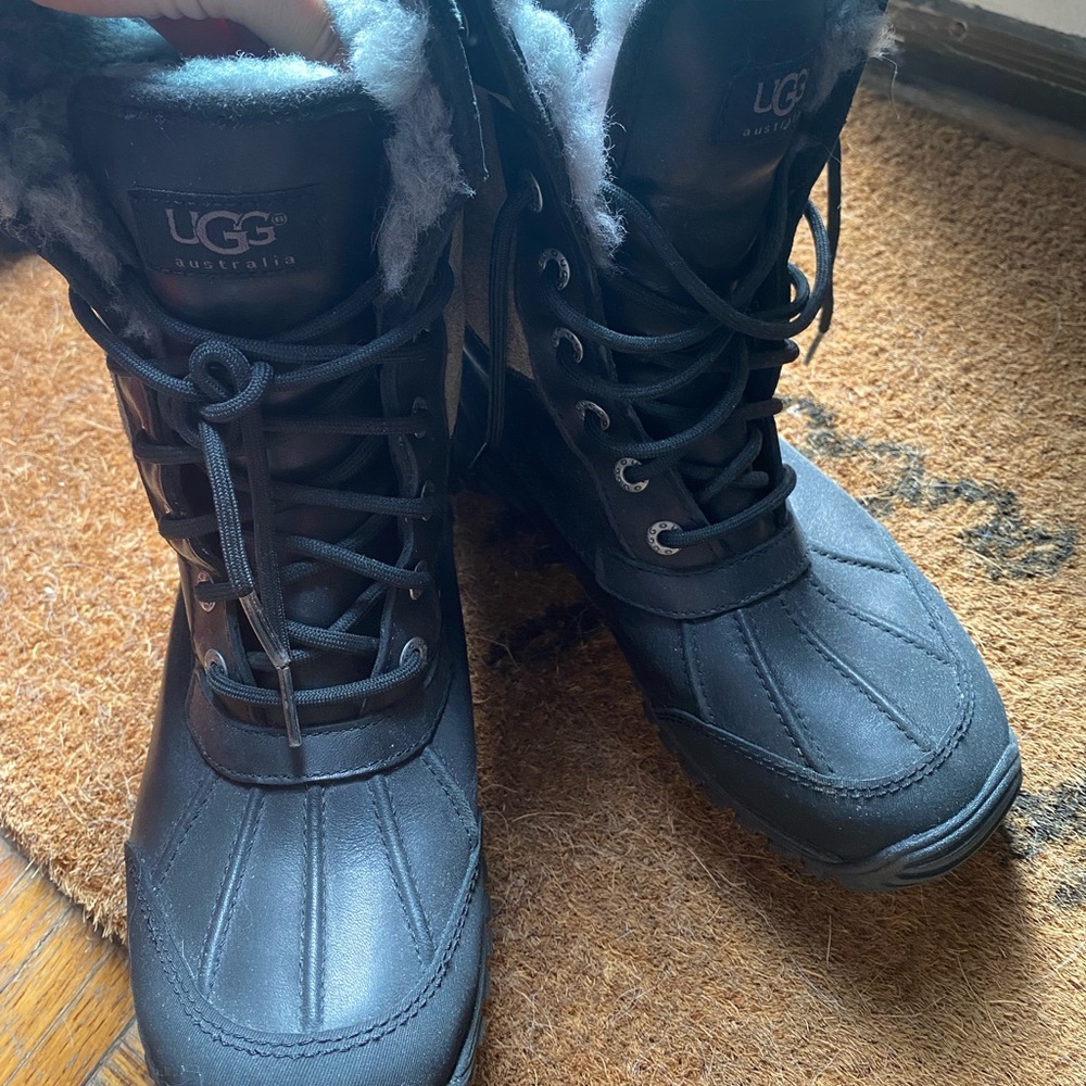 Black Ugg Winter Boots